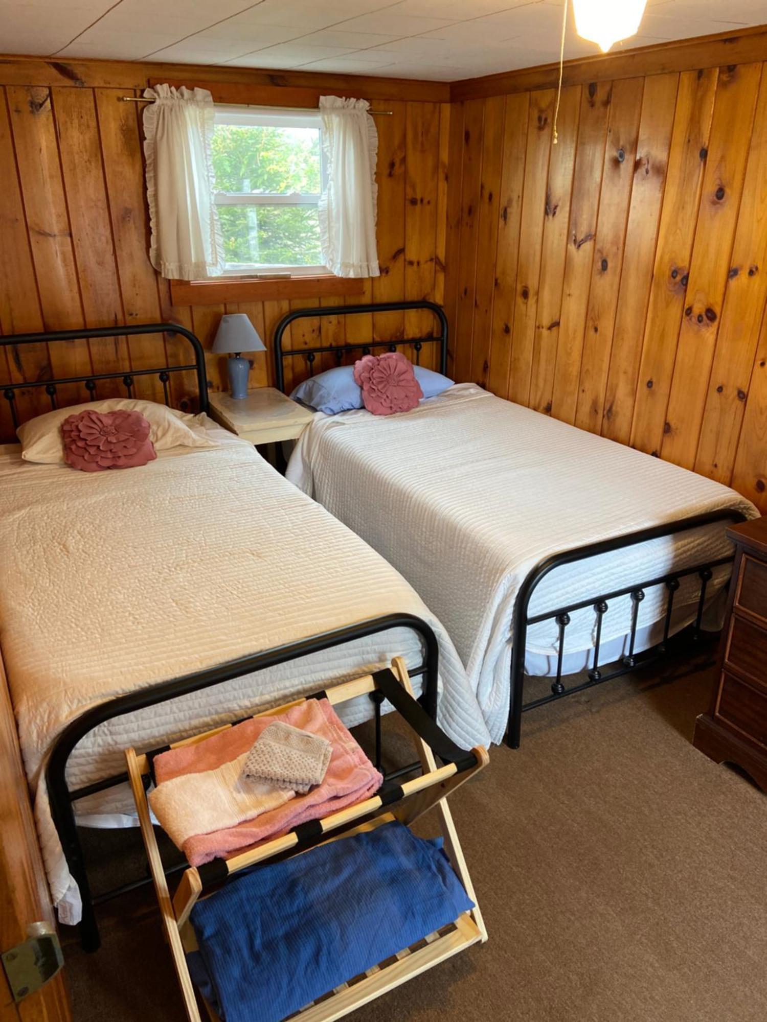 Spinneys Guesthouse & Beach Cottages Phippsburg Bagian luar foto