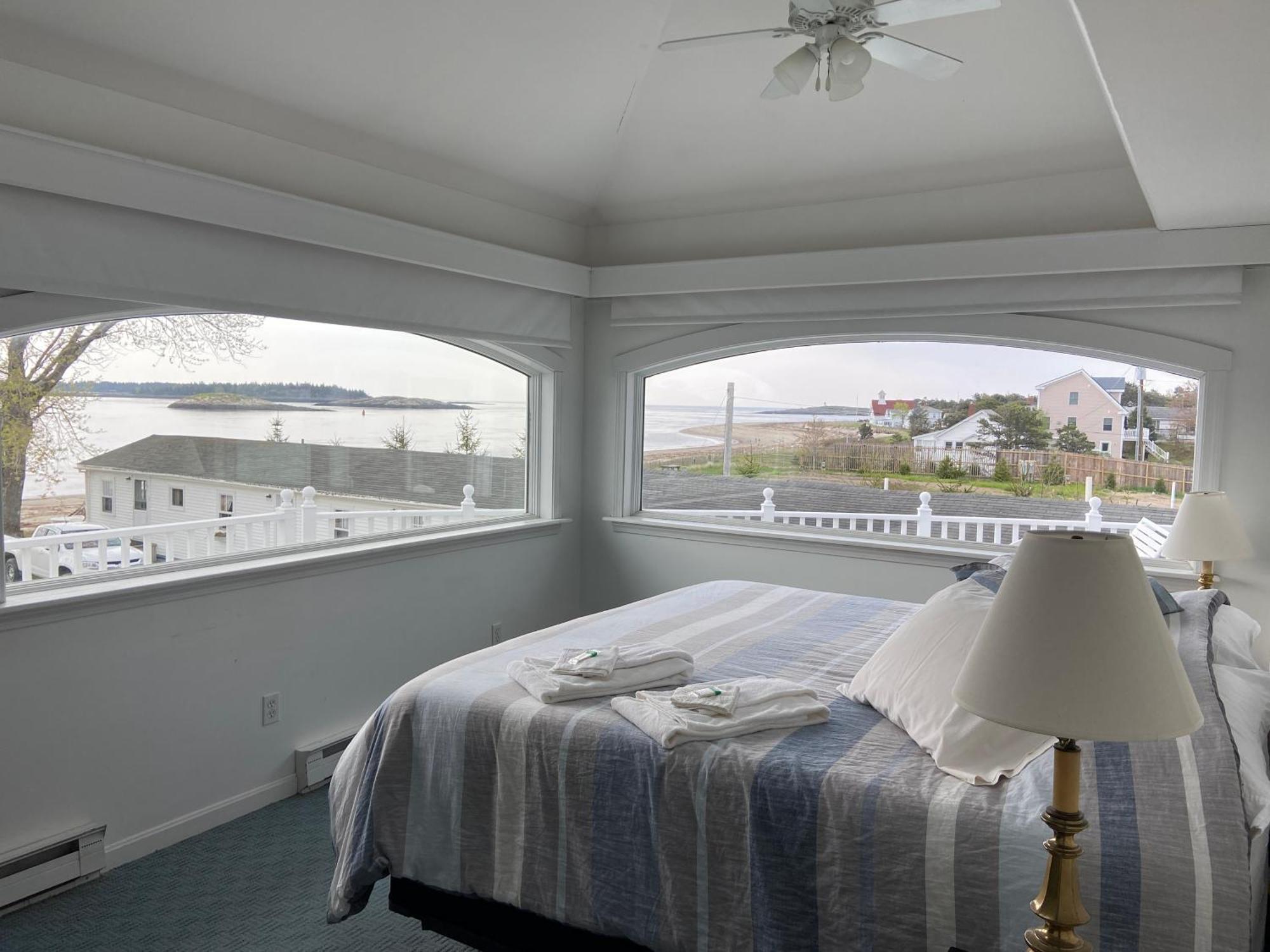 Spinneys Guesthouse & Beach Cottages Phippsburg Bagian luar foto
