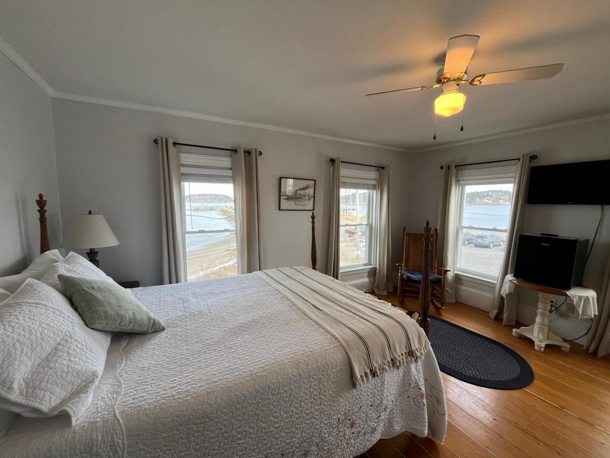 Spinneys Guesthouse & Beach Cottages Phippsburg Bagian luar foto