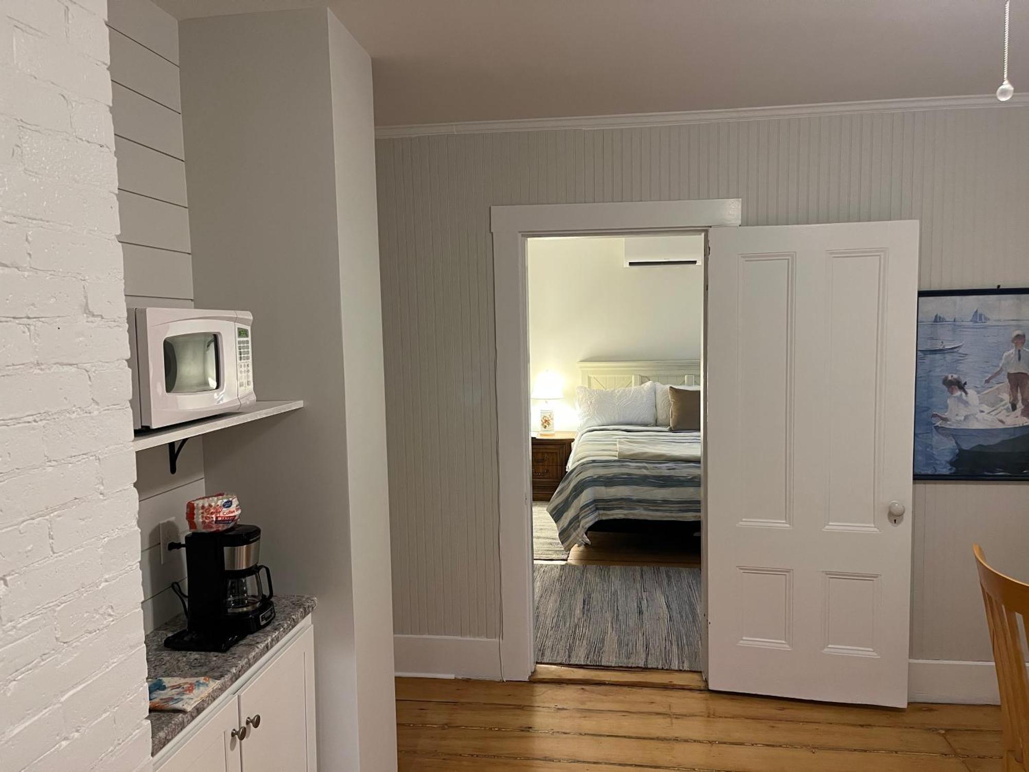 Spinneys Guesthouse & Beach Cottages Phippsburg Bagian luar foto